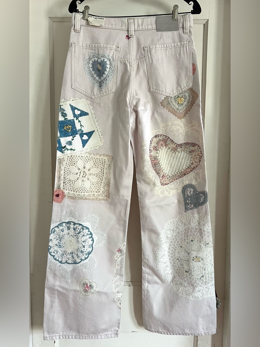 Free People We The Free Printed Straight Leg Jeans in Heirloom Ivory Size 27 NWT - Picture 5 of 13